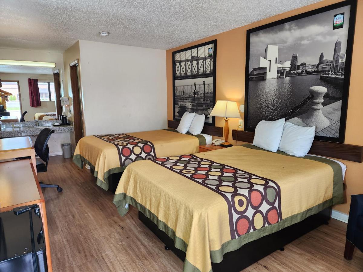 Westspring Inn - Westlake Cleveland Esterno foto
