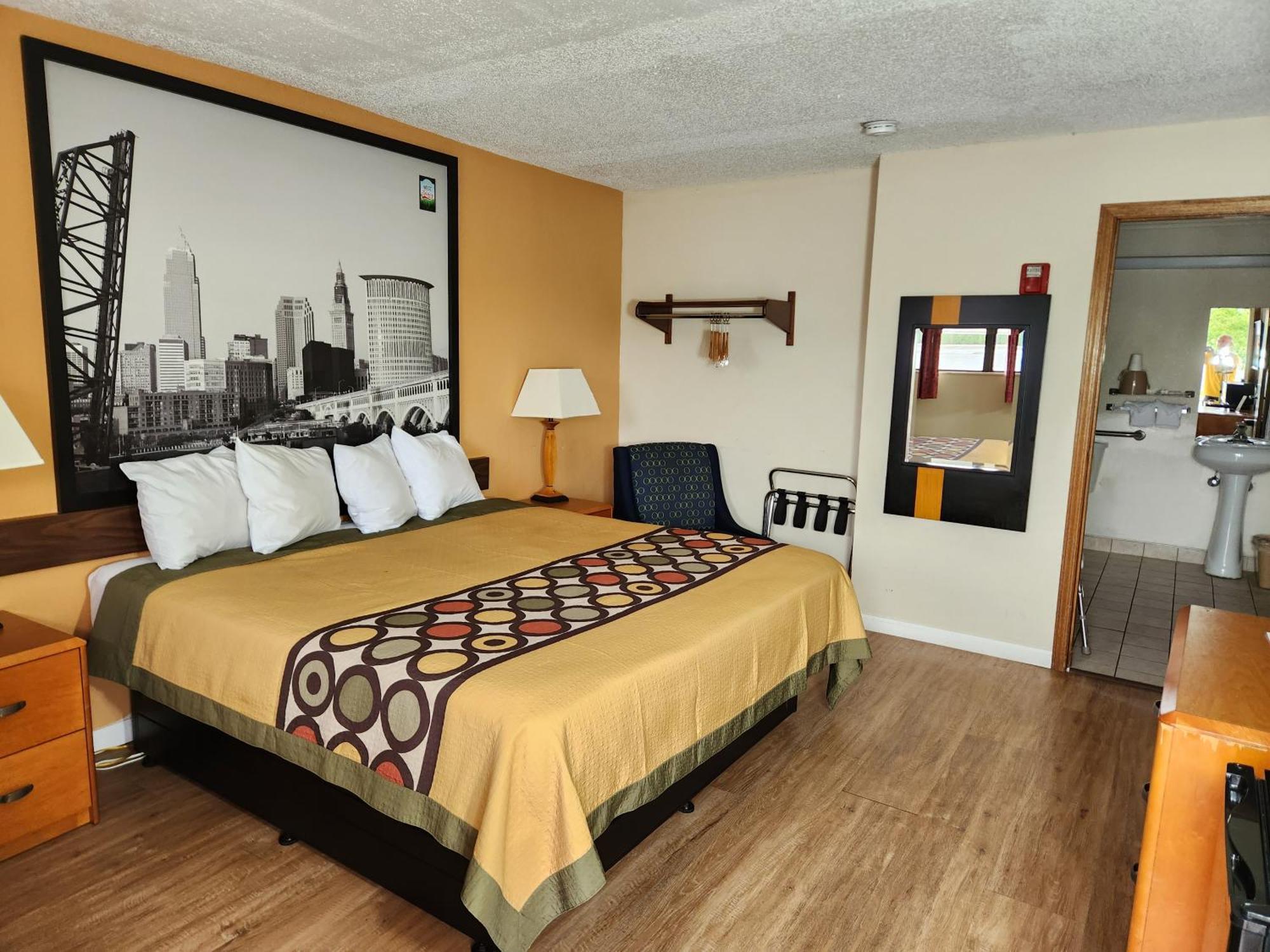 Westspring Inn - Westlake Cleveland Esterno foto