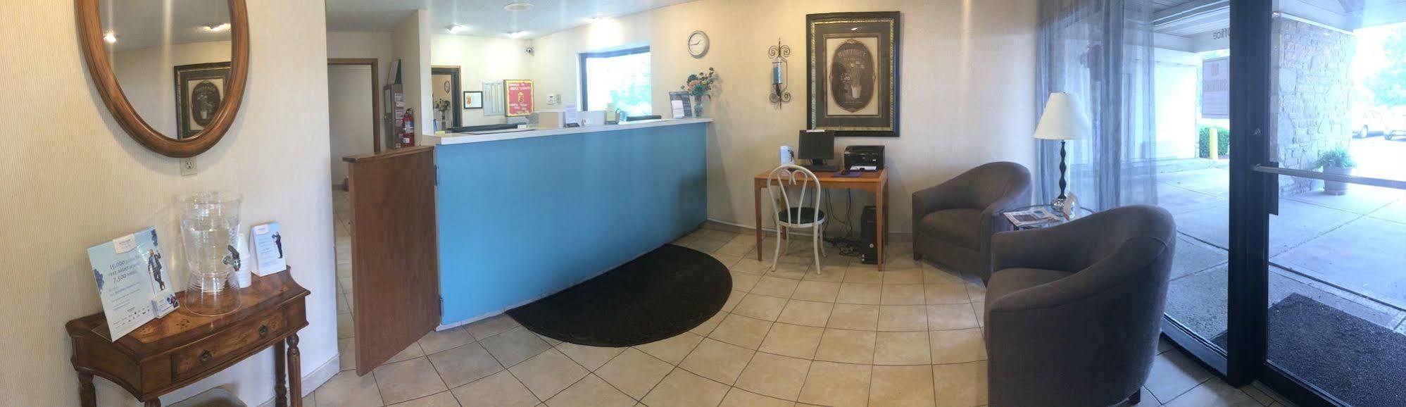 Westspring Inn - Westlake Cleveland Esterno foto